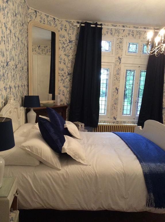 לינה וארוחת בוקר Saint-Séverin Le Chalet De Luxe מראה חיצוני תמונה