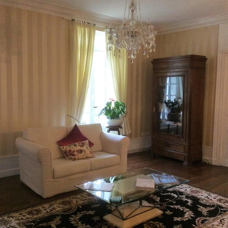 לינה וארוחת בוקר Saint-Séverin Le Chalet De Luxe מראה חיצוני תמונה