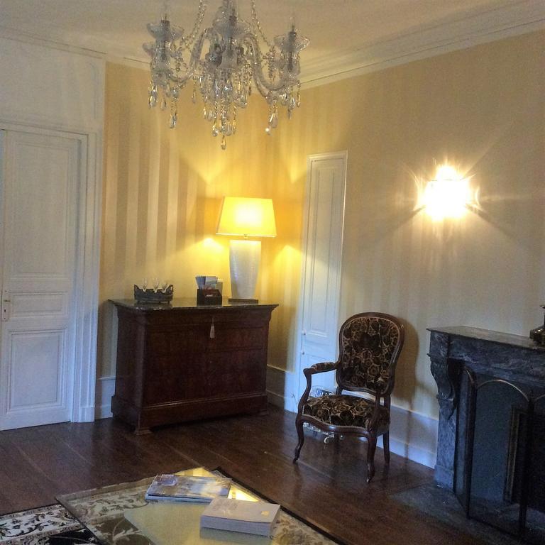 לינה וארוחת בוקר Saint-Séverin Le Chalet De Luxe מראה חיצוני תמונה
